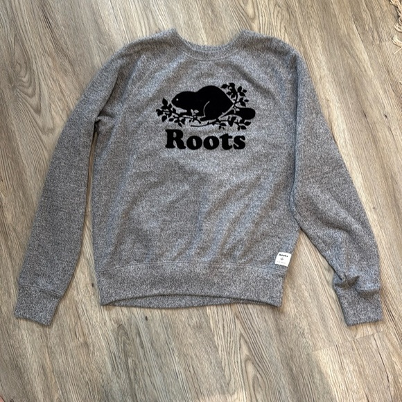 NWOT Beaver Long Sleeve T-Shirt from Roots size medium (H27) - Picture 1 of 5